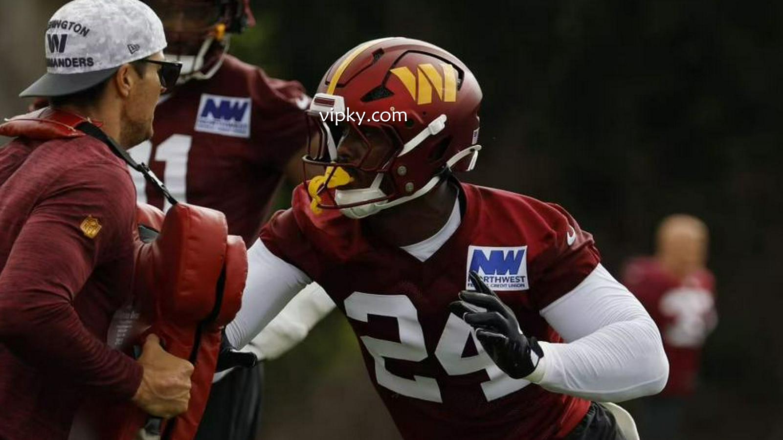 开云体育赛事分析: 【NFL动态】冯-米勒渴望续留指挥官 盼延续职业生涯再战一年