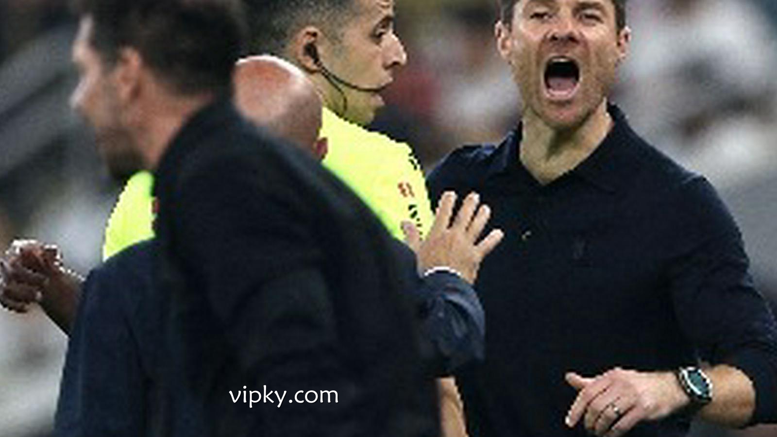 开云体育特别点评：马竞主帅与皇马前锋冲突始末｜前者2次言语挑衅 双方屡冲突